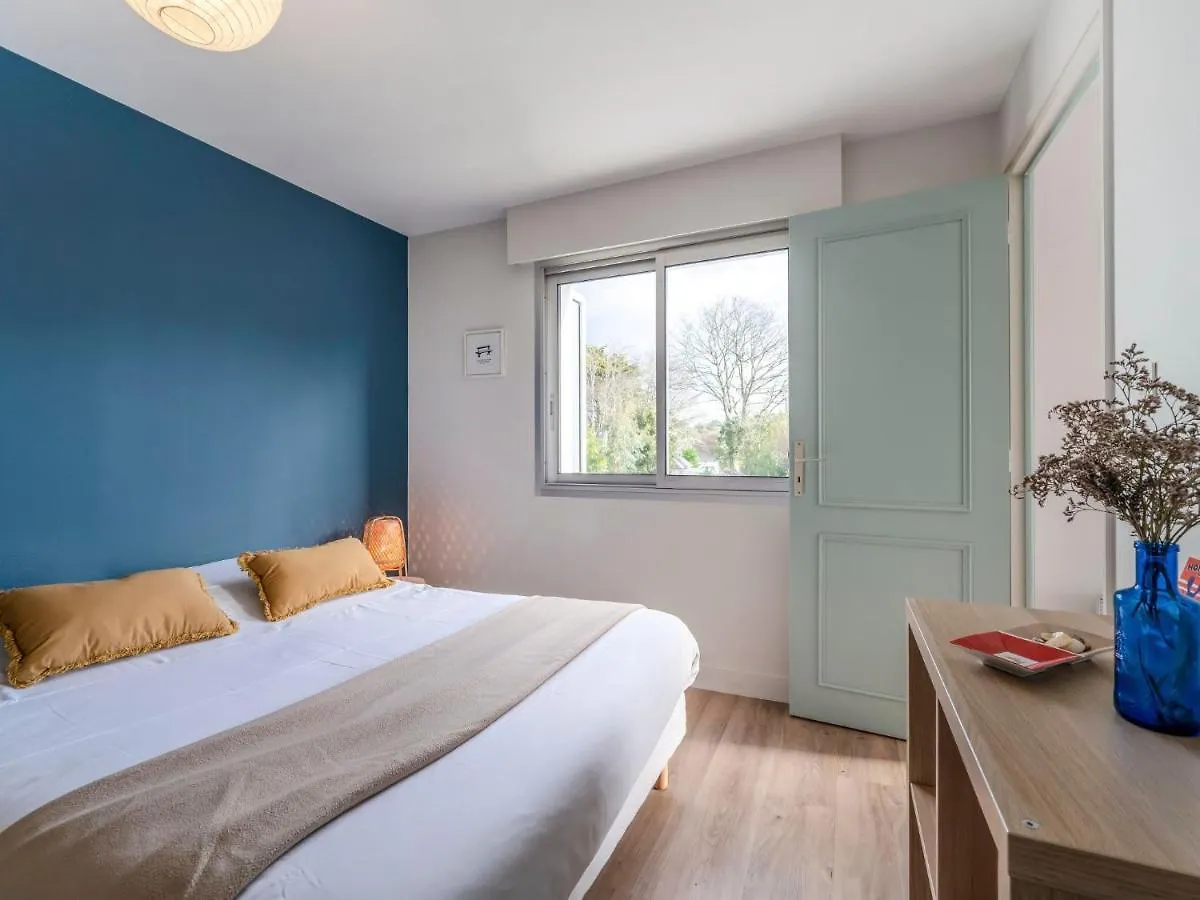Apartment Les Embruns-5 By Interhome Carnac