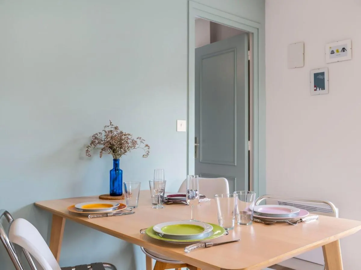 Apartment Les Embruns-5 By Interhome Carnac