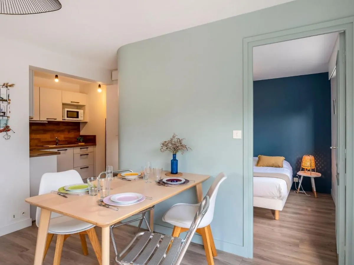 Apartment Les Embruns-5 By Interhome Carnac France